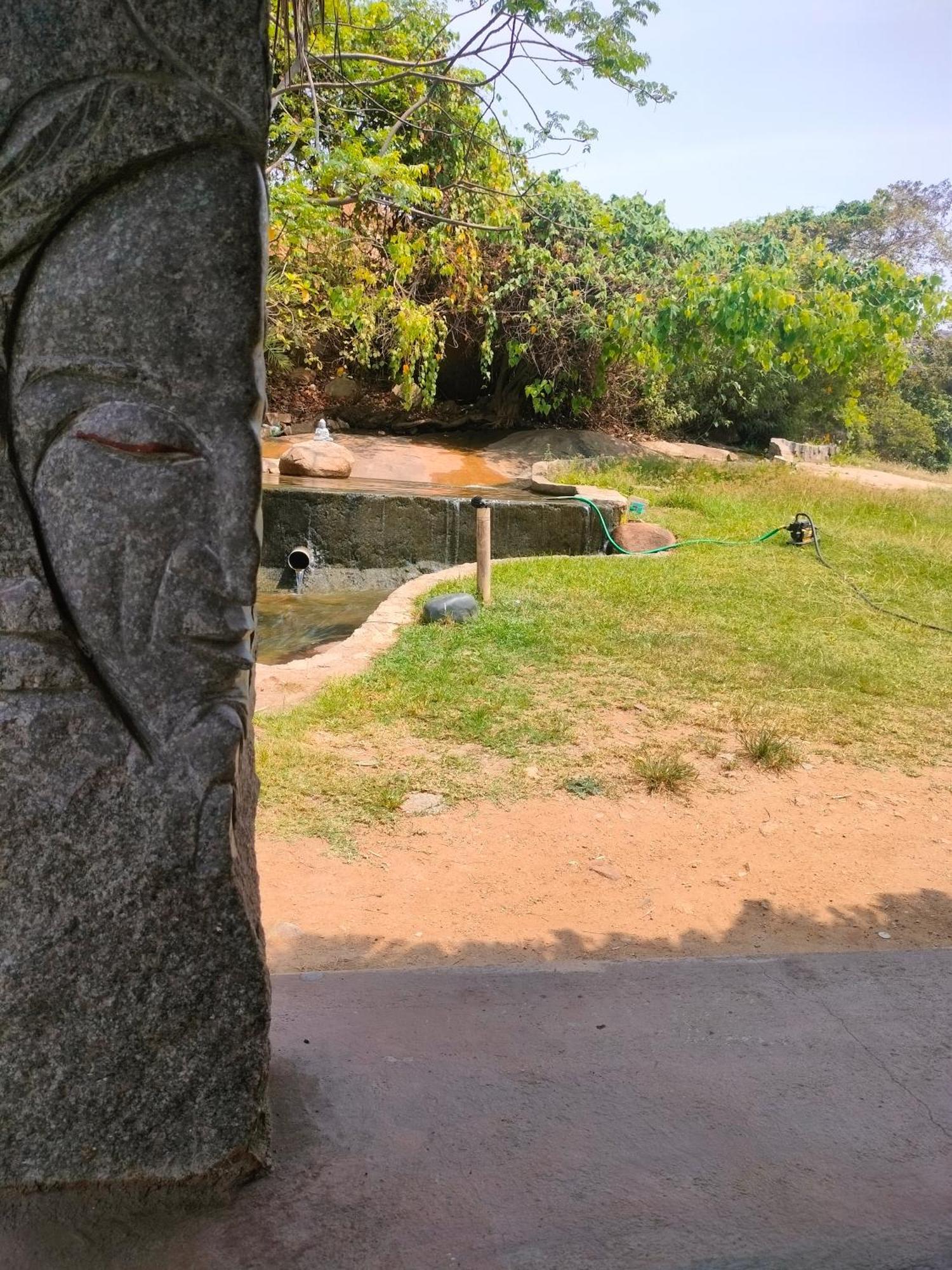 Hotel Hidden Place In Hampi Exterior foto